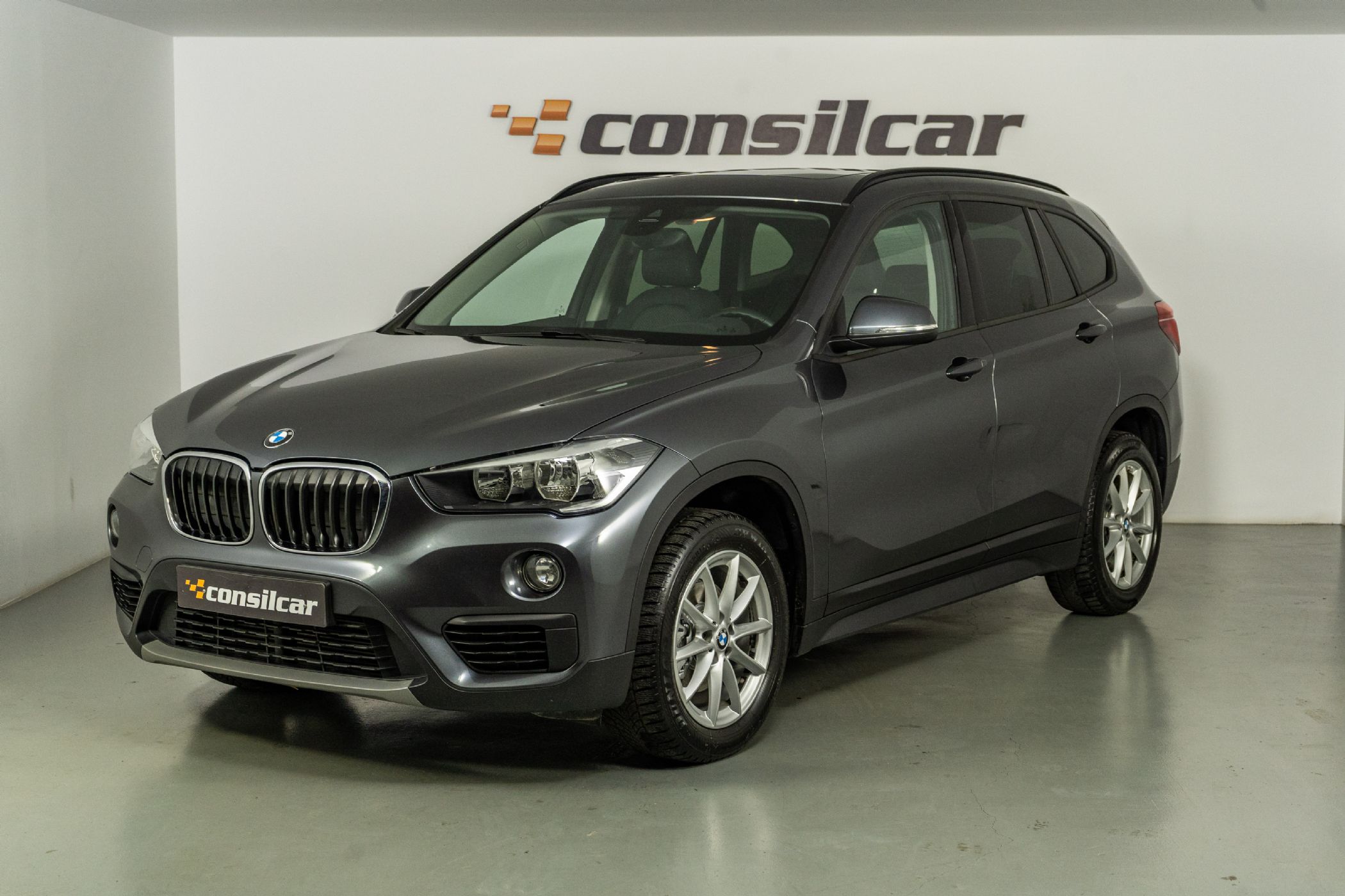 Vendido BMW X1 18 d sDrive - Carros usados para venda