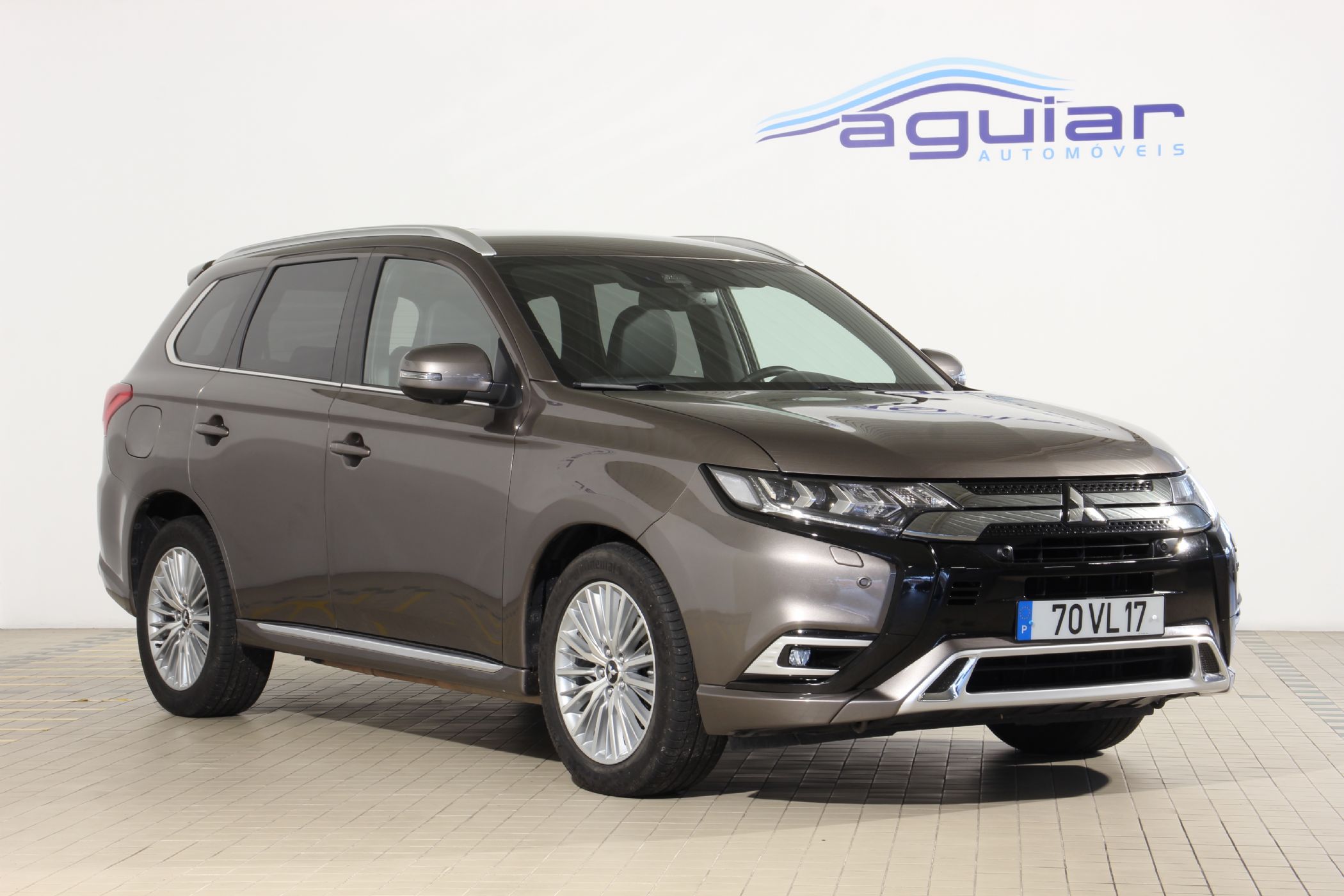 Mitsubishi outlander deals 2.4 phev instyle