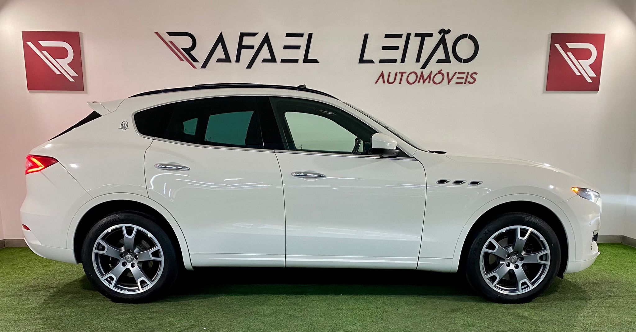 Maserati Levante 3.0 V6  Rafael Leitão Automóveis em Porto