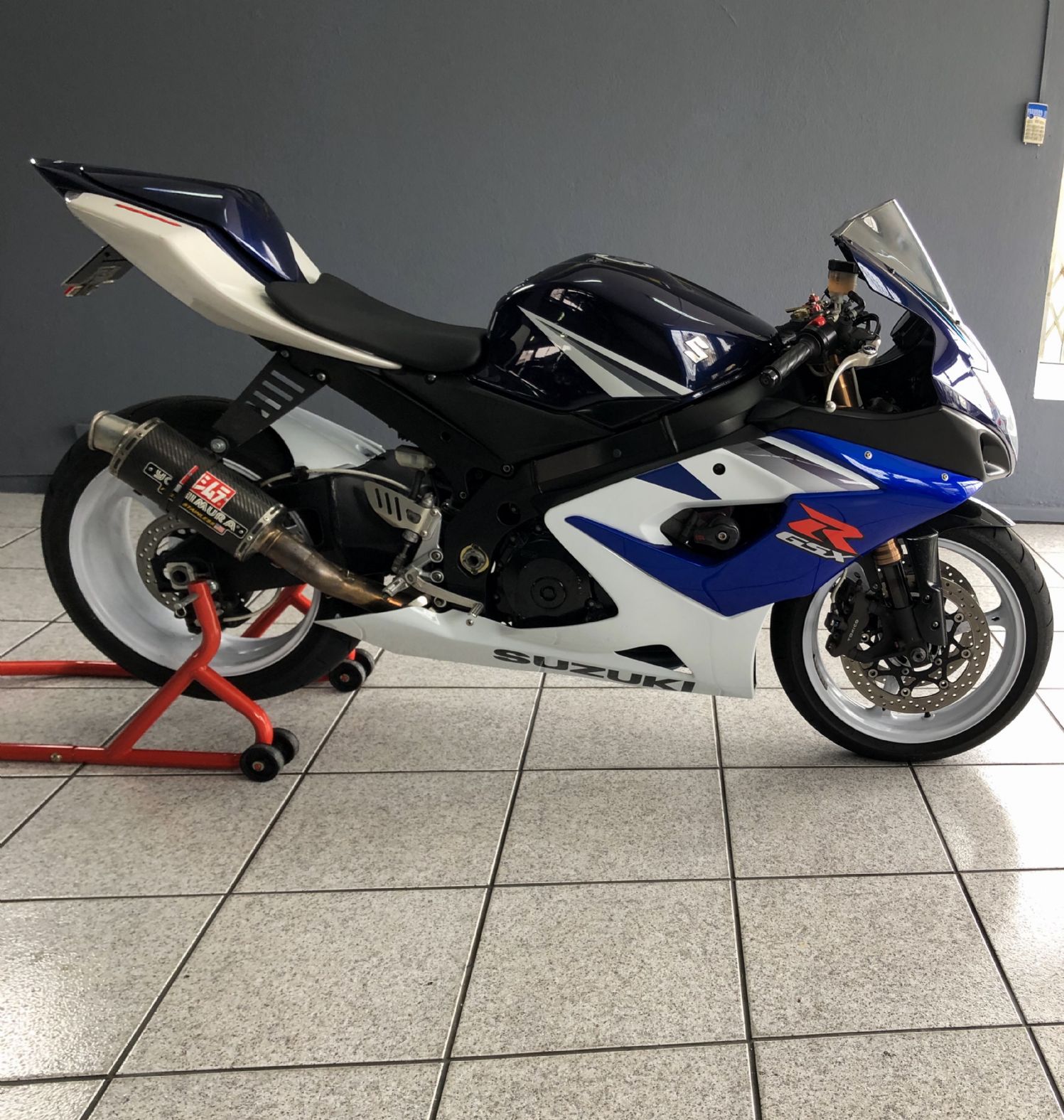 Suzuki gsxr 1000 k5