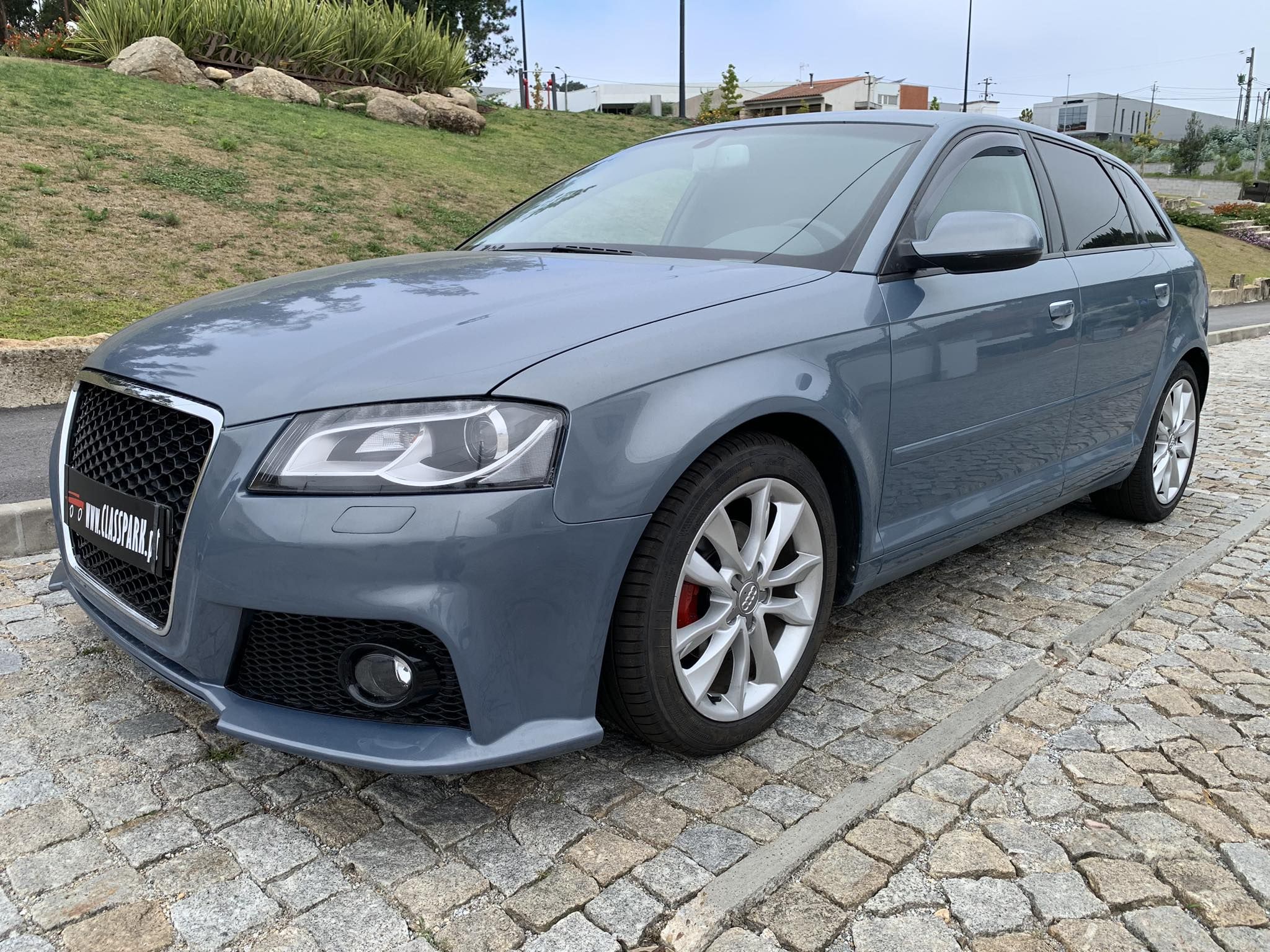 Vendido Audi A3 Sportback 1.6 TDI Des. - Carros usados para venda