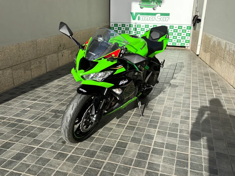 cc Kawasaki ZX Ninja 6R | VianaCar em Vila do Conde