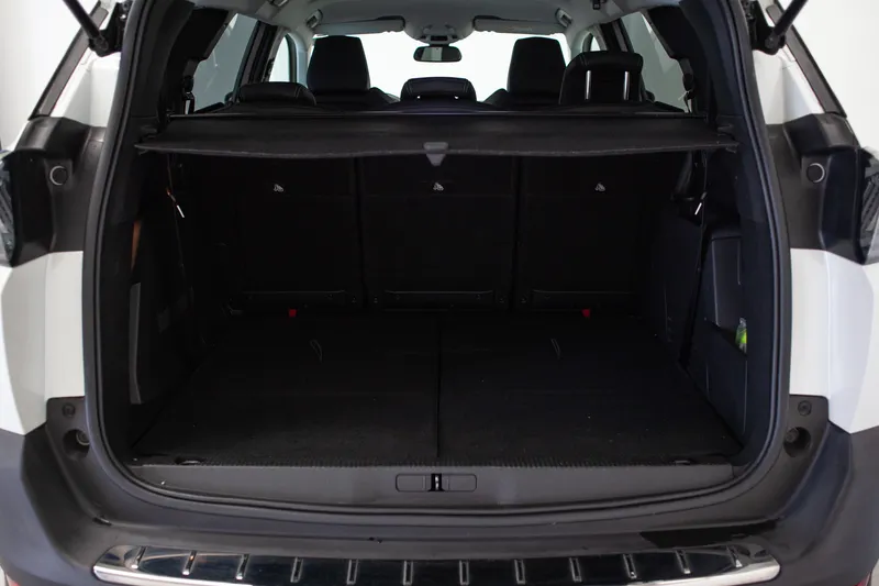 Peugeot 5008 2021 — foto 12