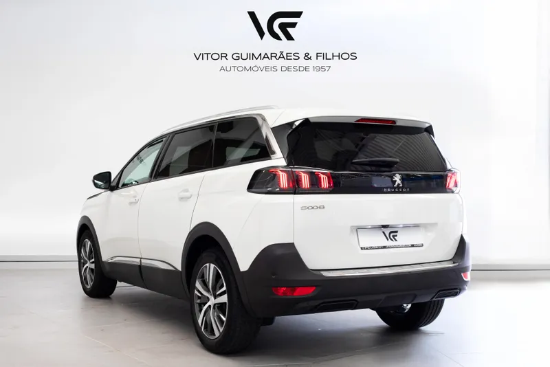 Peugeot 5008 2021 — foto 6