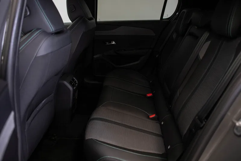 Peugeot 308 2024 — foto 10