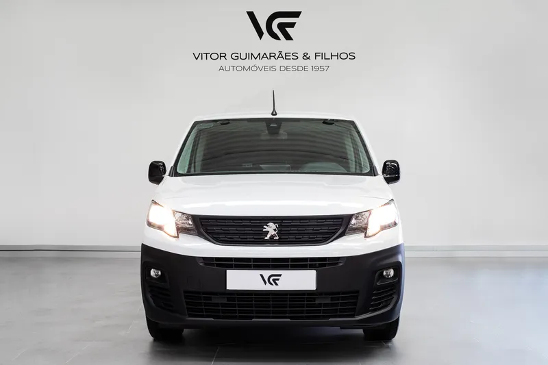 Peugeot Partner 2023 — foto 2