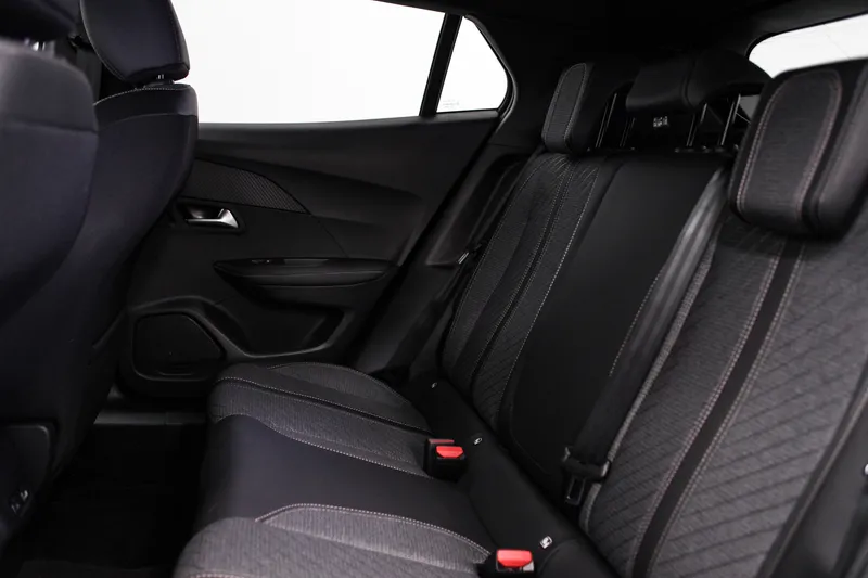 Peugeot 2008 2025 — foto 9