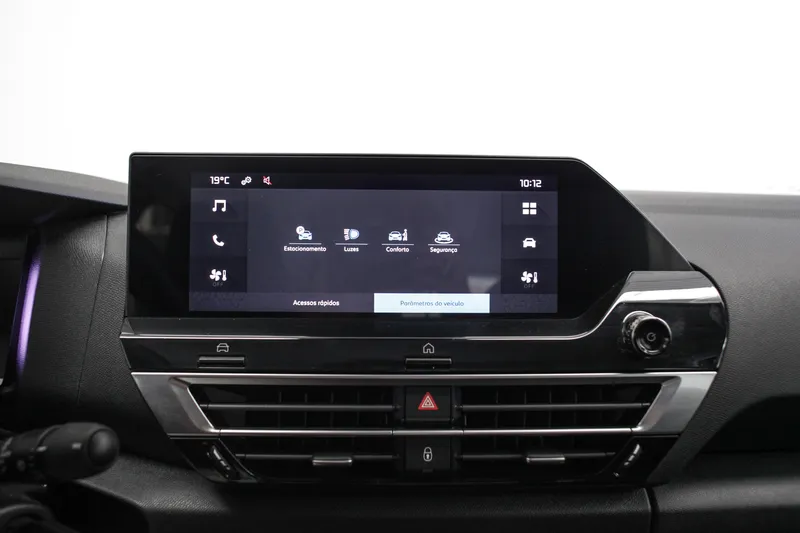 Citroën C4 2023 — foto 13