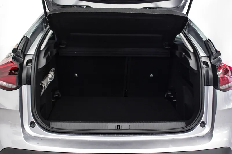 Citroën C4 2023 — foto 18