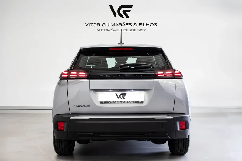 Peugeot e-2008 2025 — foto 4