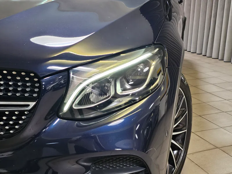 Mercedes Benz GLC 300 foto 29