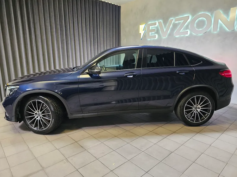 Mercedes Benz GLC 300 foto 4