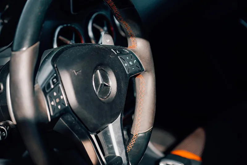 Mercedes Benz CLA 45 AMG foto 10