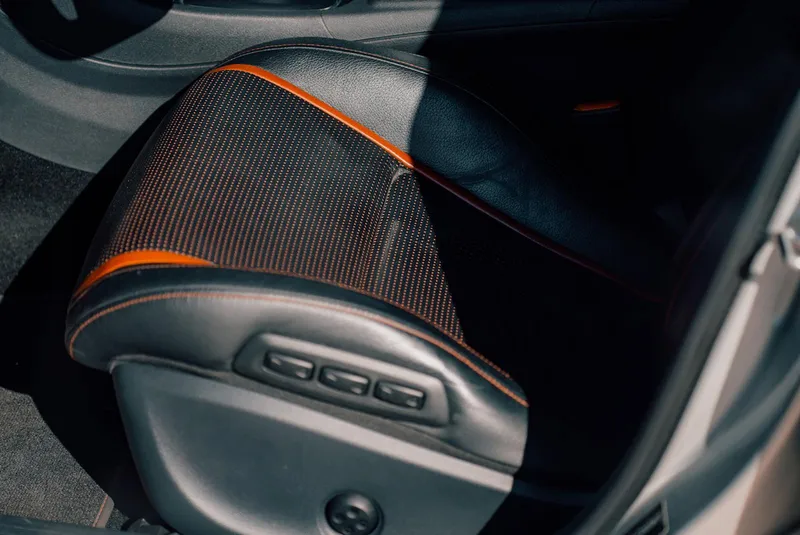 Mercedes Benz CLA 45 AMG foto 14