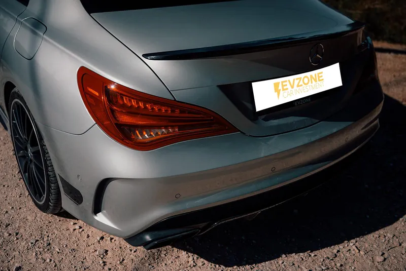 Mercedes Benz CLA 45 AMG foto 17