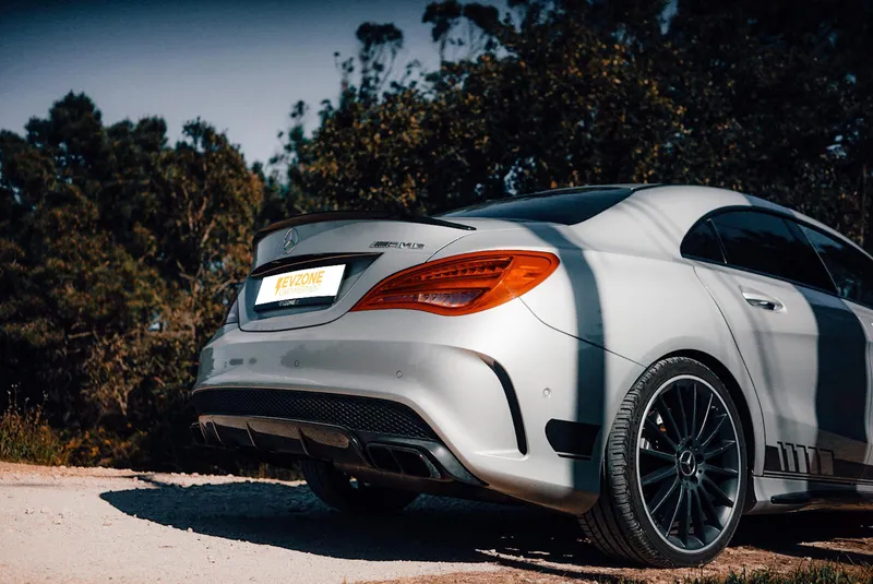 Mercedes Benz CLA 45 AMG foto 4