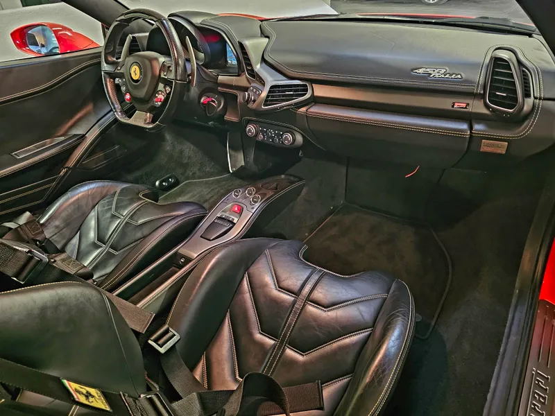 Ferrari 458 foto 16