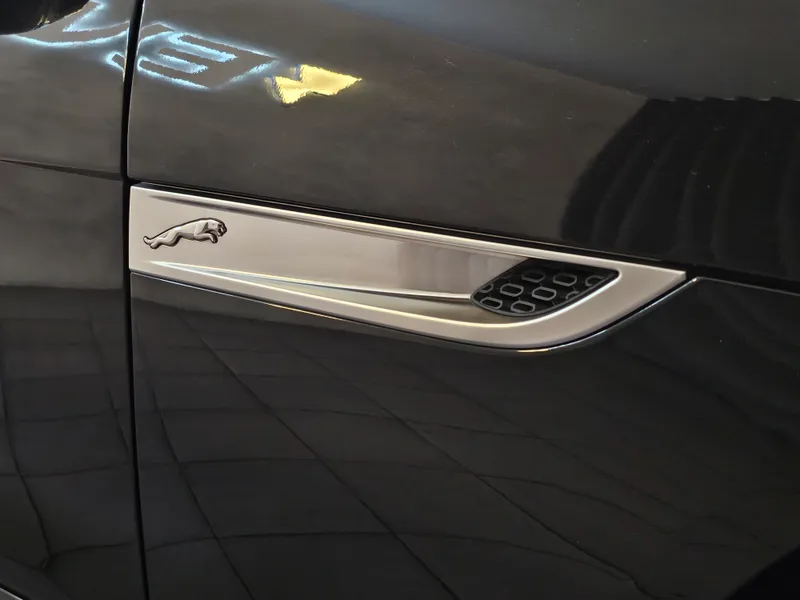 Jaguar F-Type foto 34