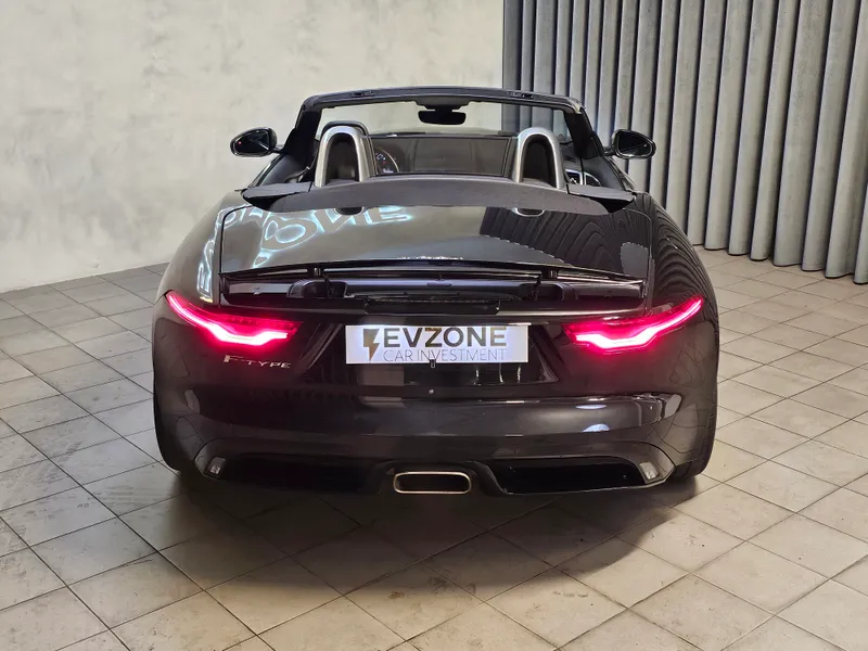 Jaguar F-Type foto 8