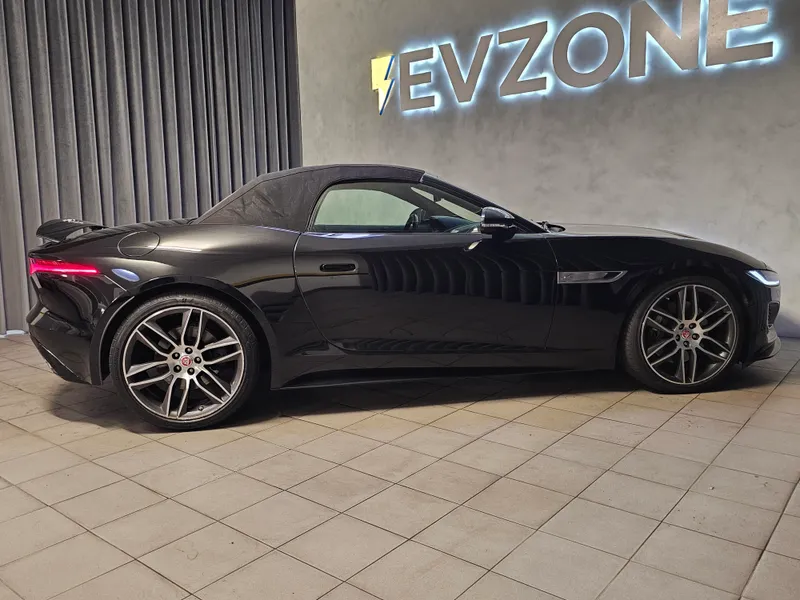 Jaguar F-Type foto 12