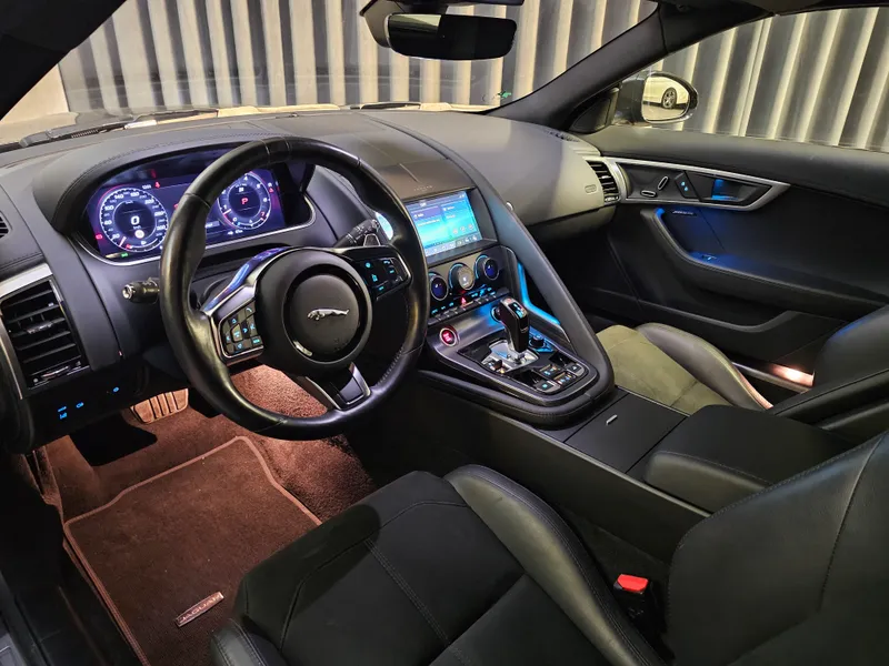 Jaguar F-Type foto 14