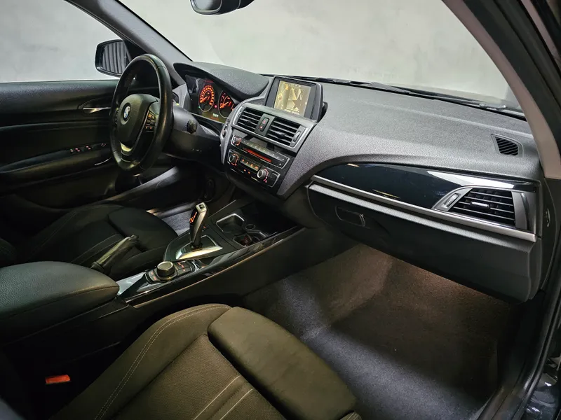 BMW 116 foto 10