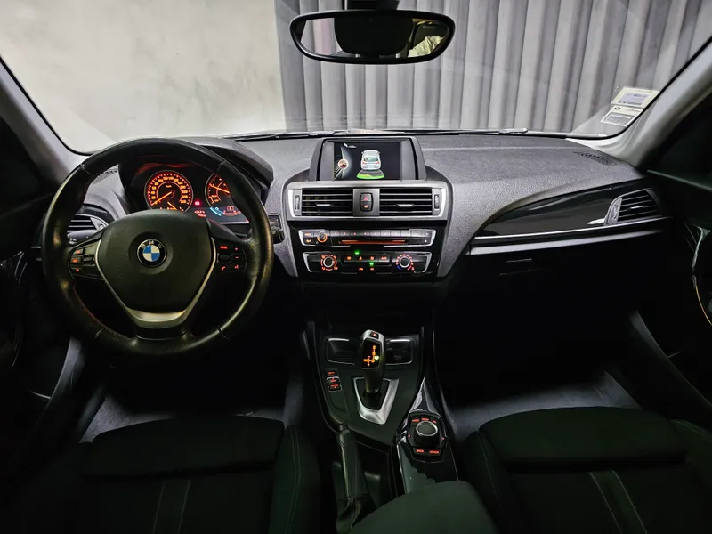 BMW 116 foto 11