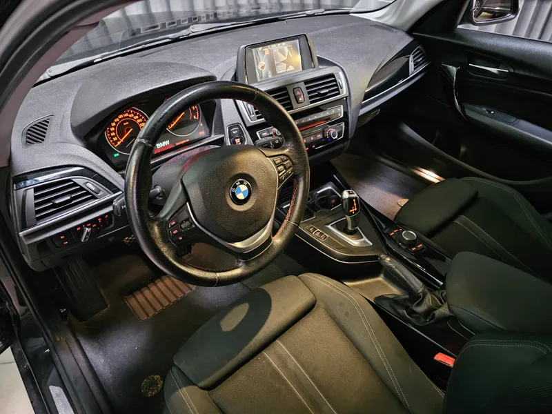 BMW 116 foto 9
