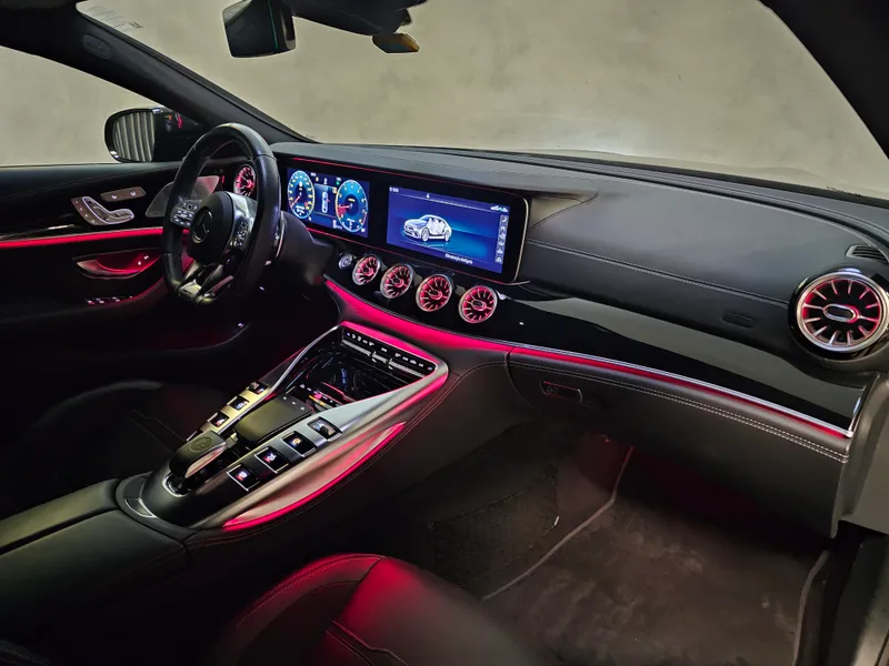Mercedes Benz AMG GT foto 15
