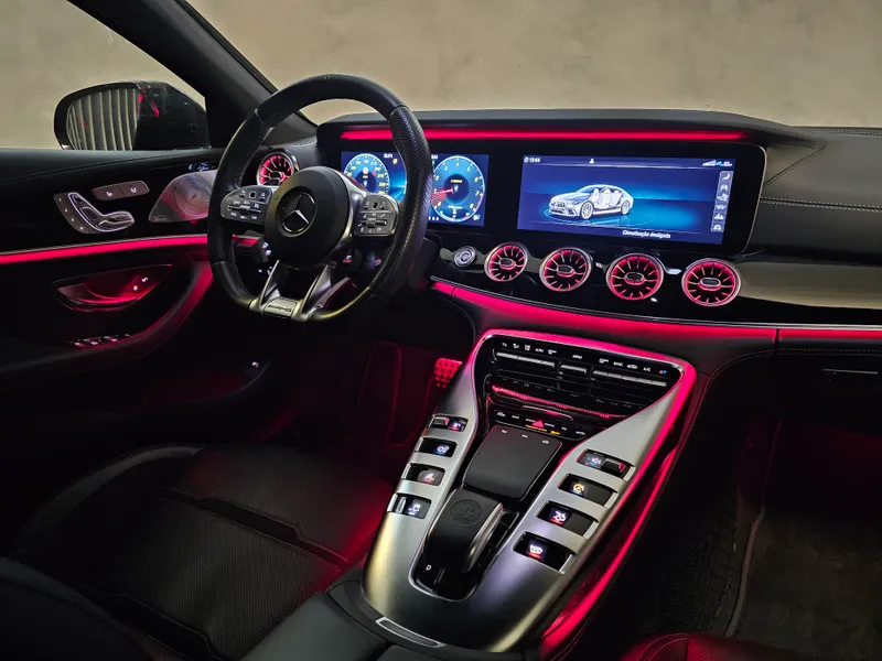 Mercedes Benz AMG GT foto 17