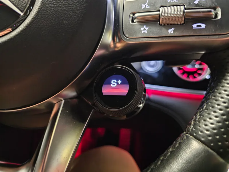Mercedes Benz AMG GT foto 40
