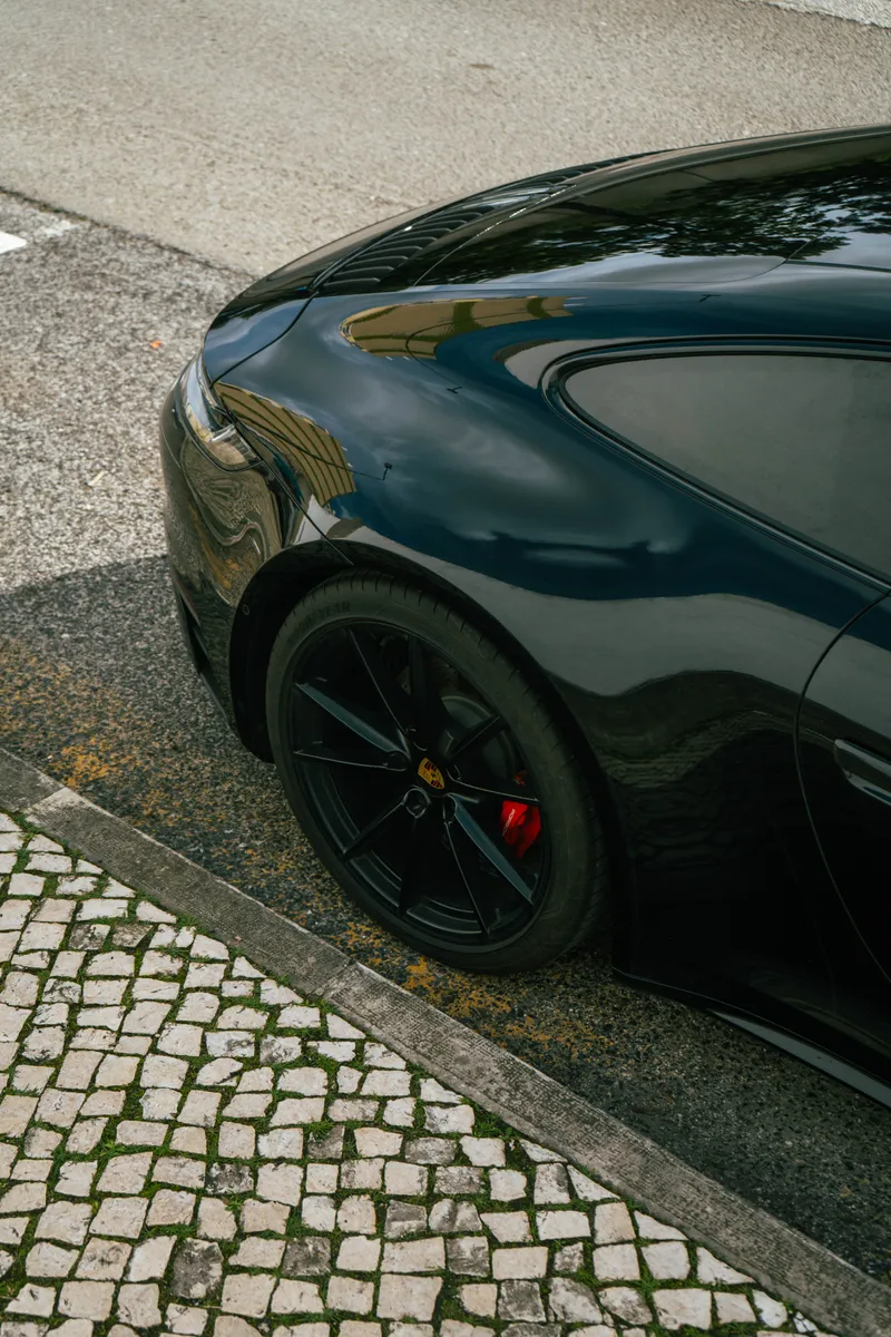 Porsche 992 foto 7