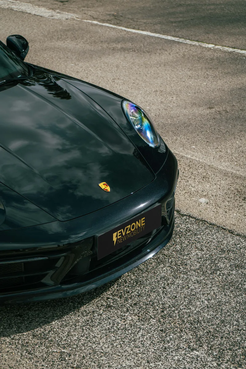 Porsche 992 foto 5