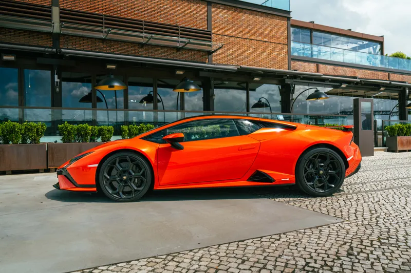 Lamborghini Huracán foto 7