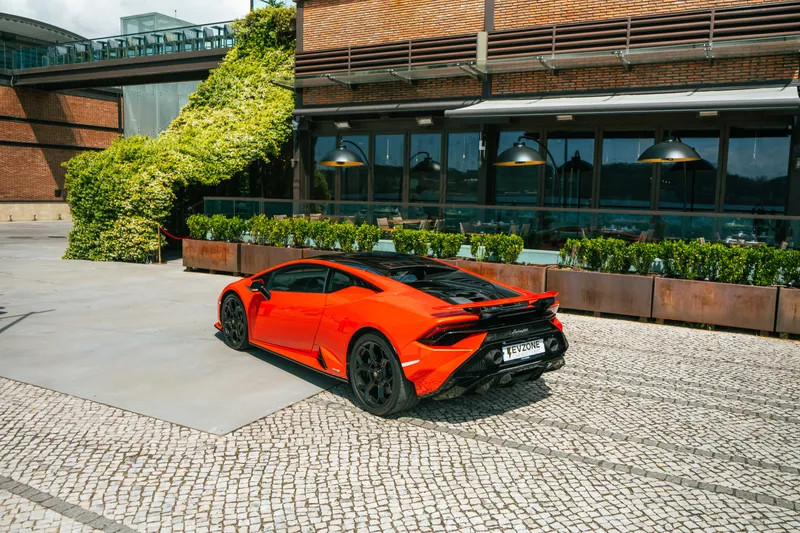 Lamborghini Huracán foto 9