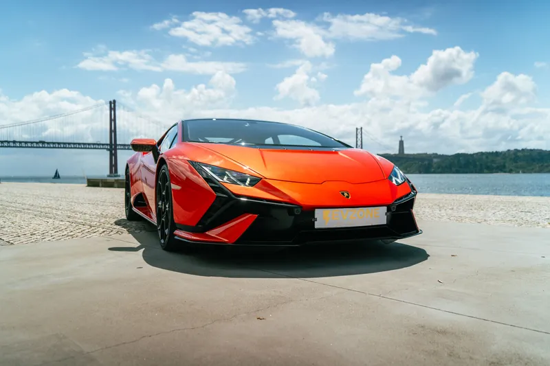 Lamborghini Huracán foto 2