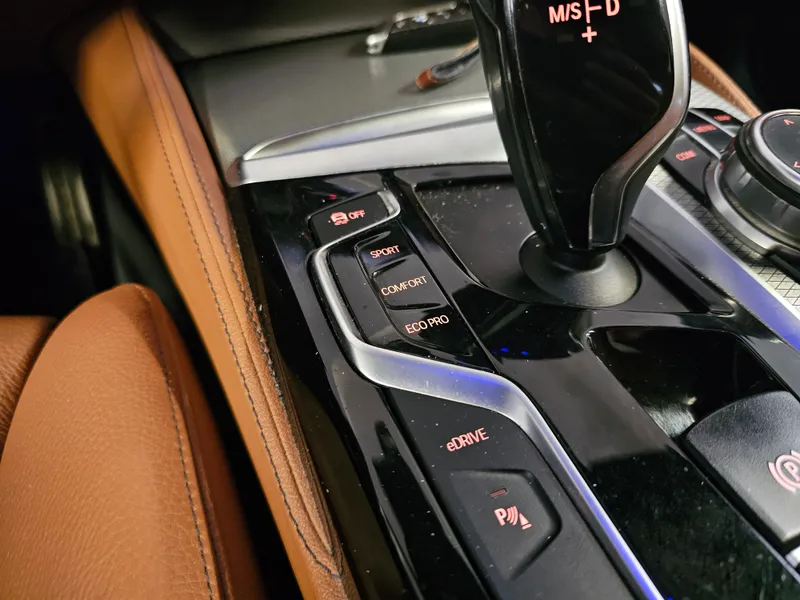 BMW 530 foto 19