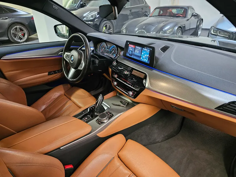 BMW 530 foto 12