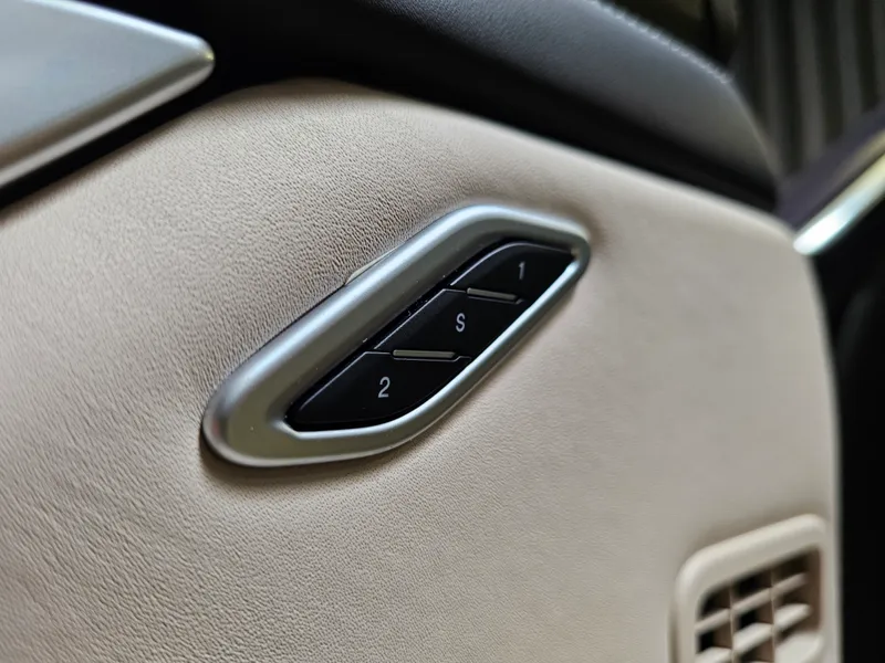 Maserati Ghibli foto 28