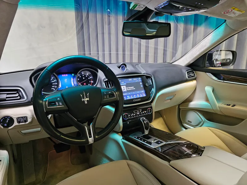 Maserati Ghibli foto 8