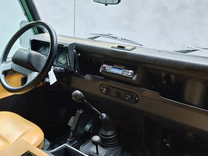 Land Rover Defender foto 15