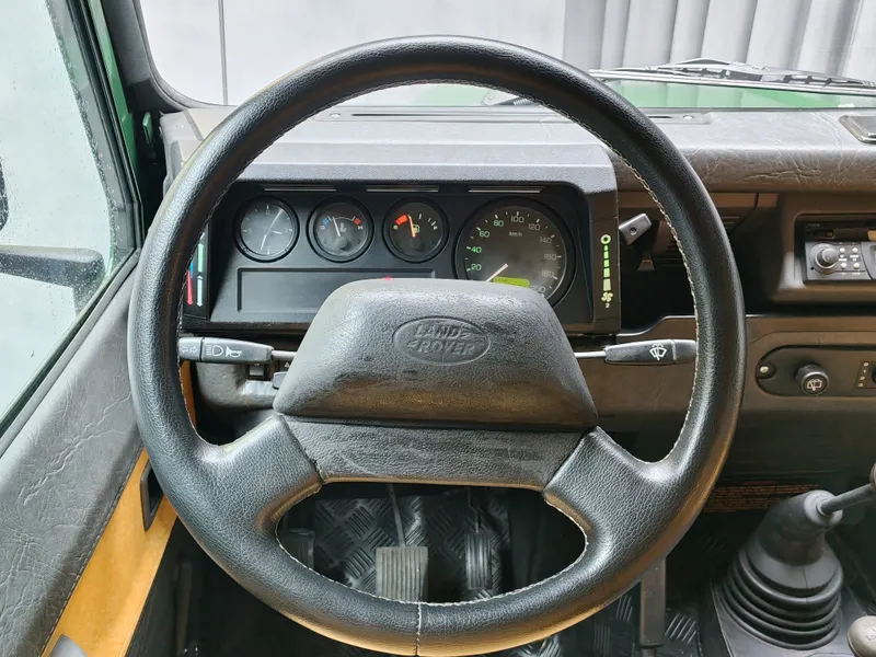 Land Rover Defender foto 13