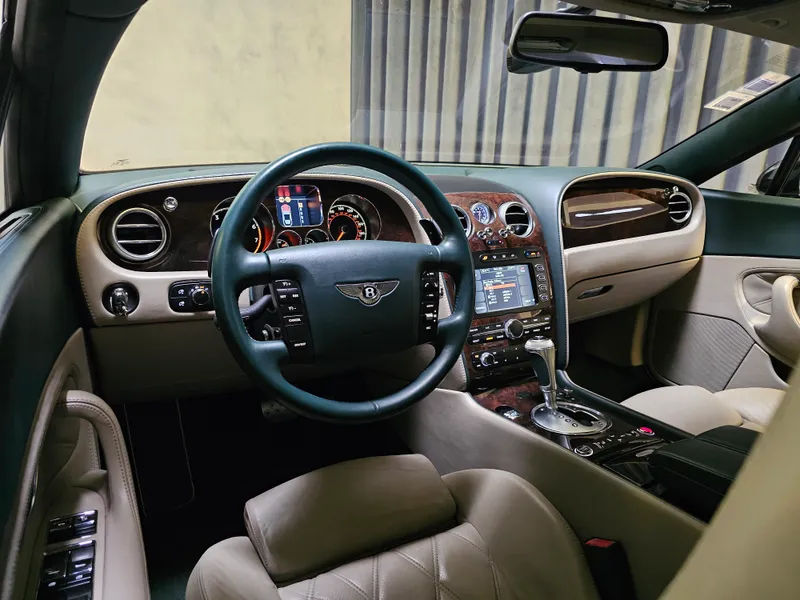 Bentley Continental foto 11
