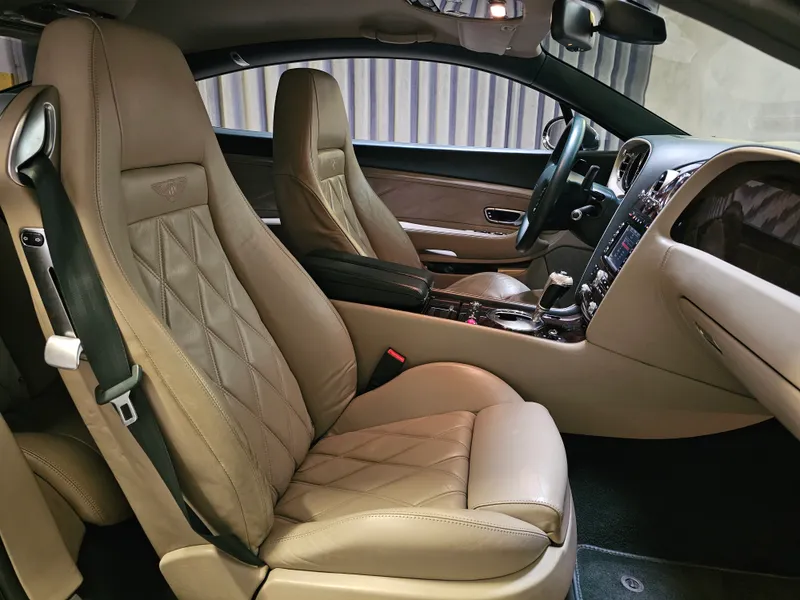 Bentley Continental foto 22