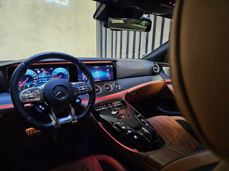Mercedes Benz AMG GT foto 10