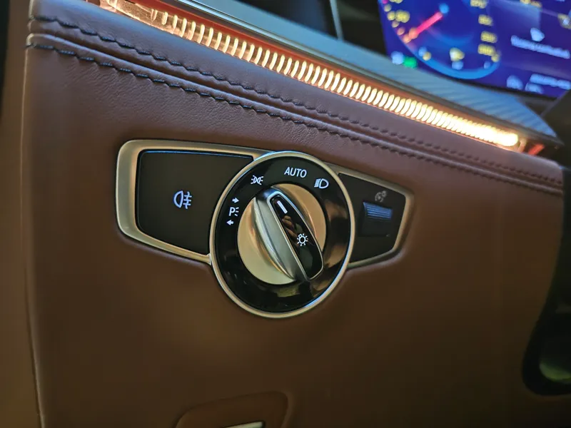 Mercedes Benz AMG GT foto 30
