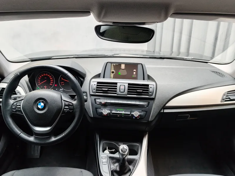 BMW 116 foto 10