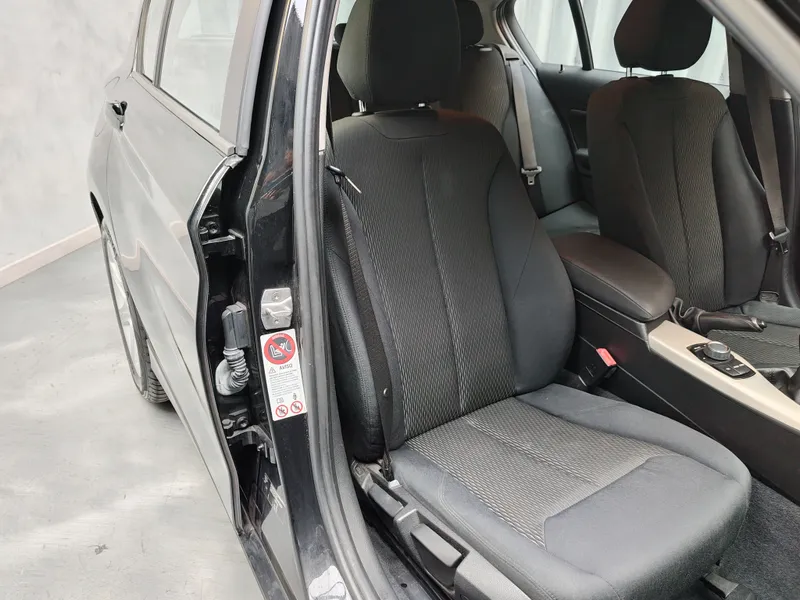 BMW 116 foto 18
