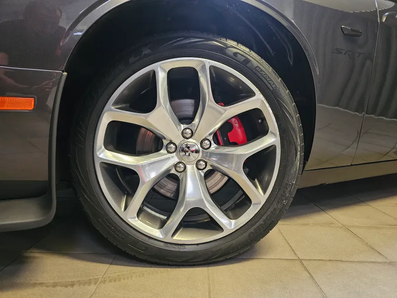 Dodge Challenger foto 25
