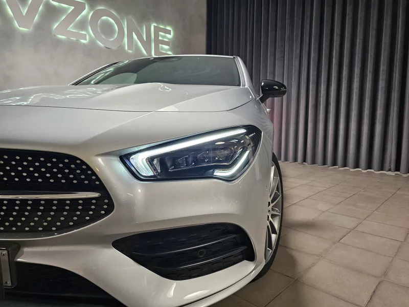 Mercedes Benz CLA 250 foto 3